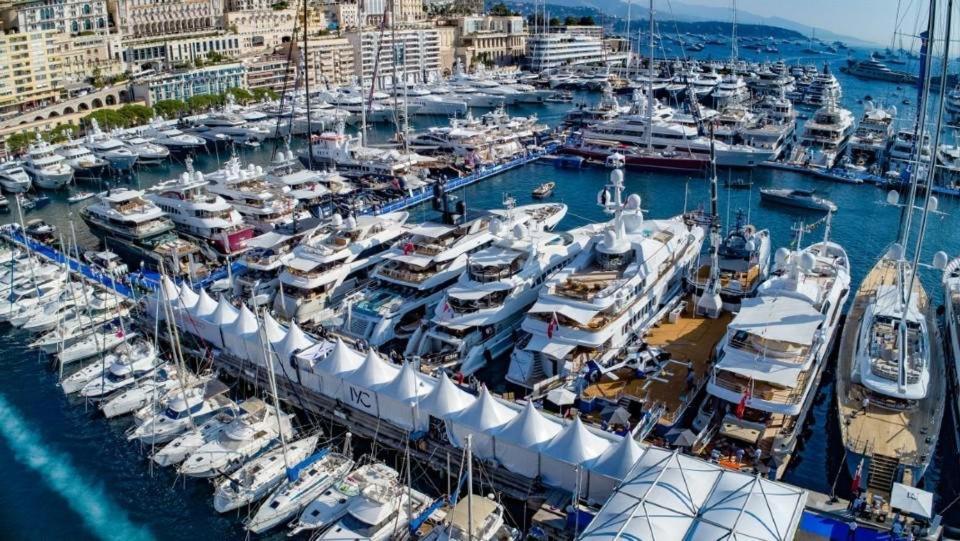 Plein Coeur De Monaco, A 300 Metres A Pied Du Port De Monaco, 4 Pieces Dans Des Escaliers Vue Mer Exceptionnelle Buitenkant foto